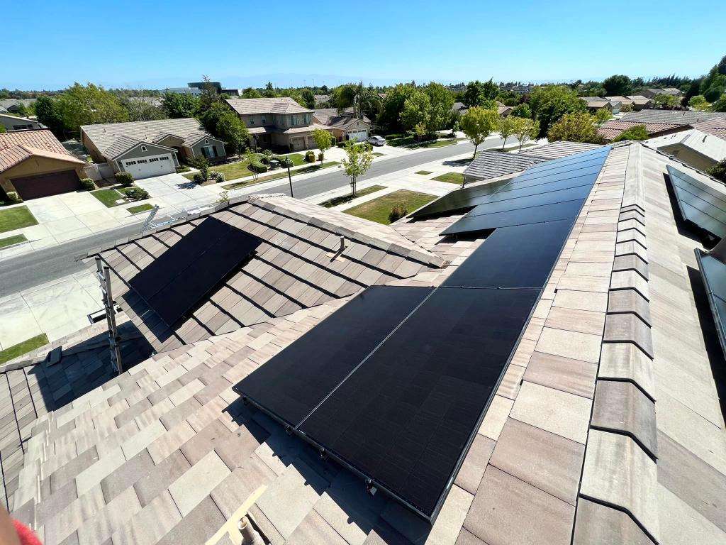 professional solar panel installer Solar Panel Installation solar panel installers solar panel installers in Bakersfield, CA Bakersfield solar panel installers installing solar panels